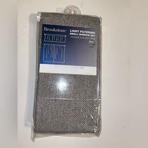 Brookstone Light Filtering Small Window Set 36 inch